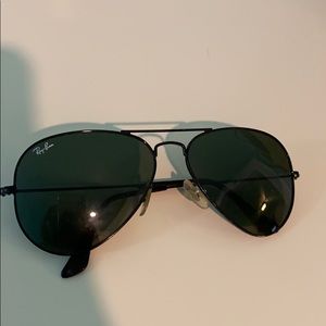 Black Ray Ban Aviators